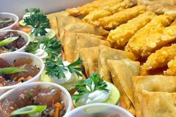 Snack exotique et plats à emporter au Bar Pearl Bora Bora