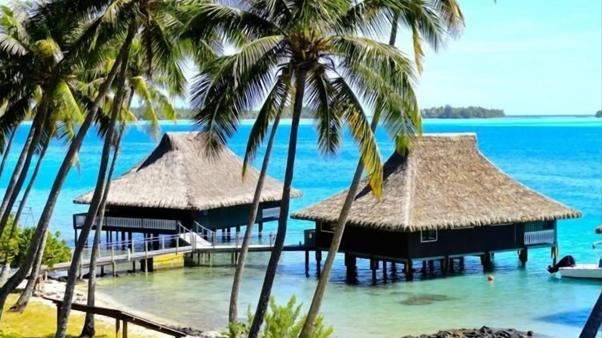 Site historique du bungalow privé de Marlon Brando à Bora Bora pendant le tournage des Révoltés du Bounty